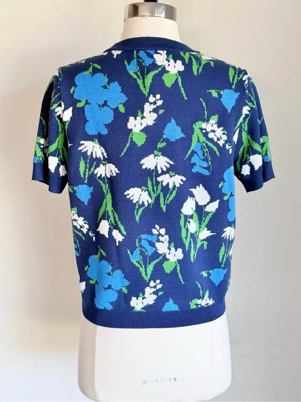 kate spade x Target Navy Floral Short-Sleeve Knit Top Blue White Blooms, M NWT
